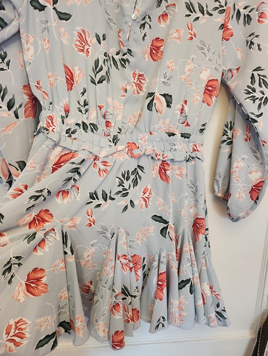 Light Blue Floral Long Sleeve Tie-Waist Dress Size Large Like-new - Picture 9 of 13